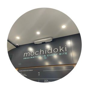 Meet your Posher, Caris